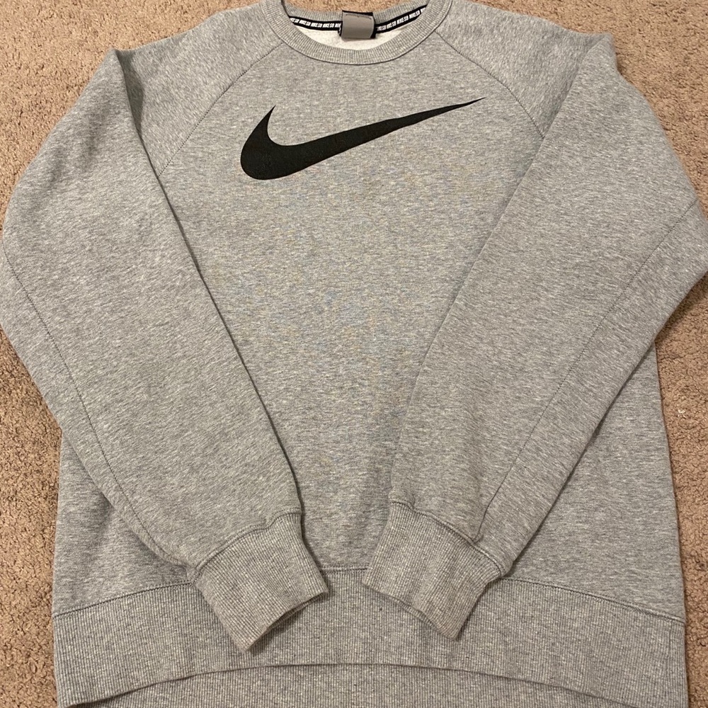 Nike crewneck